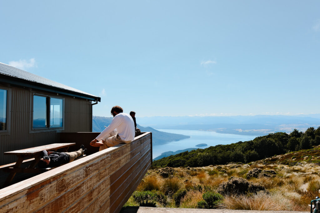luxmore hut, kepler track
